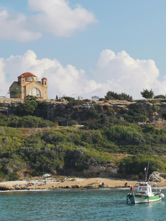 103 Regina Gardens Apartment Paphos ภายนอก รูปภาพ